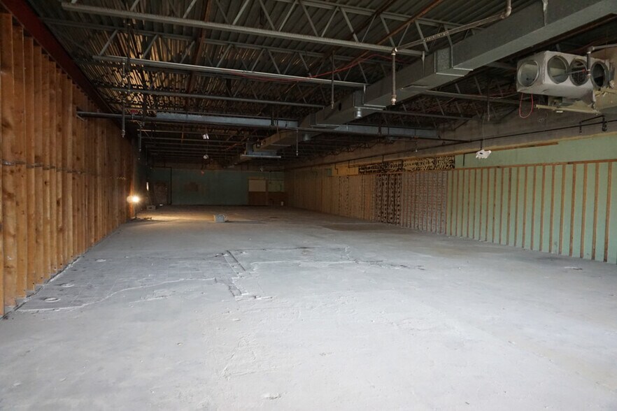 More Photos Of 473 E Washington St, North Attleboro General Retail For Sale