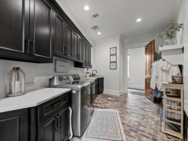 More Photos Of 3263 Tanners Mill Rd, Gainesville Specialty For Sale