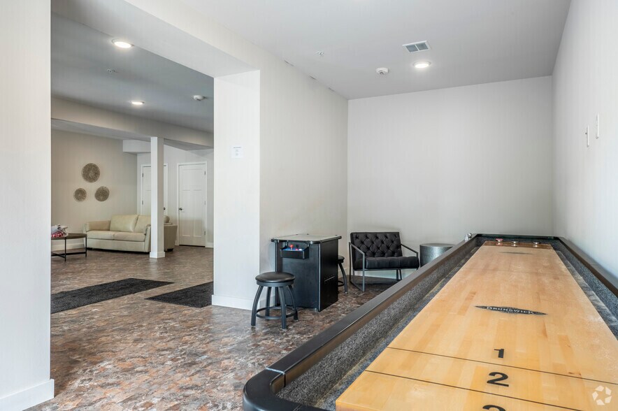 More Photos Of 2515 Gaston Rd, Cottage Grove Apartments For Lease