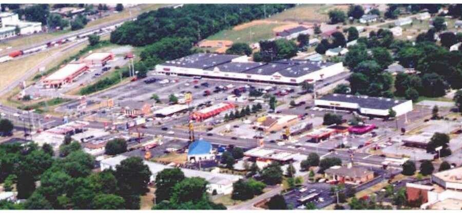 More Photos Of 314 Merchants Dr, Knoxville General Retail For Sale