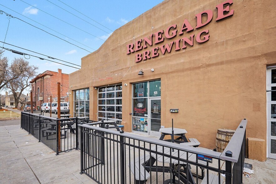 More Photos Of 924 W 9th Ave, Denver Office For Sale