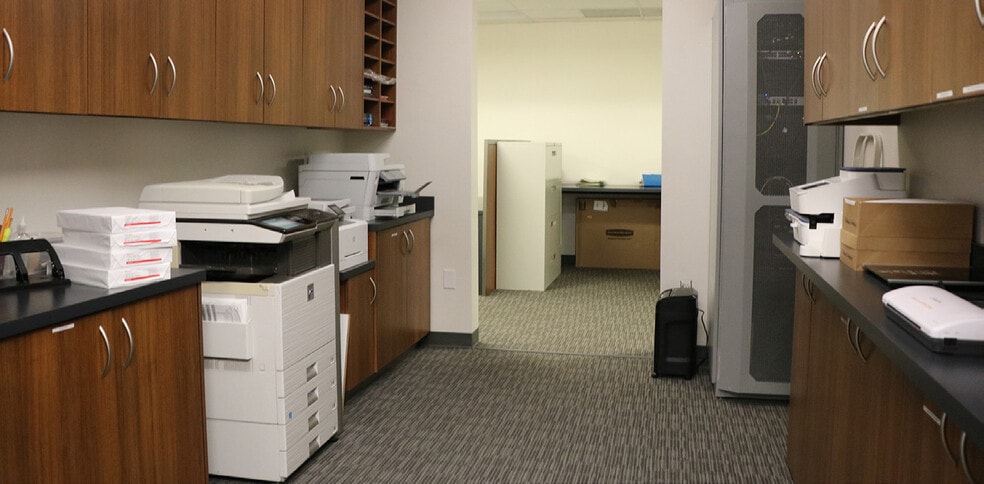 More Photos Of 2560 Technology Dr, Plano Industrial For Lease