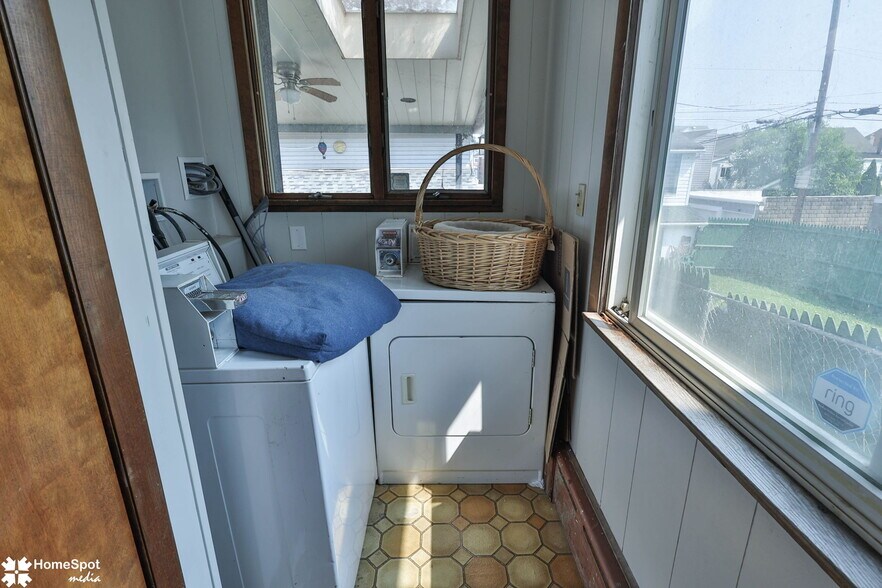 More Photos Of 1337 Washington St, Easton Multifamily For Sale