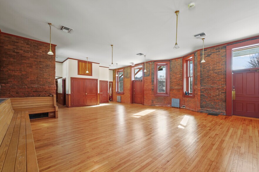 More Photos Of 2 Depot St., Stockbridge Office For Lease