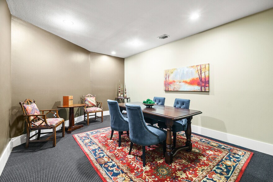 More Photos Of 800 Jackson St, Richmond Office Residential For Sale