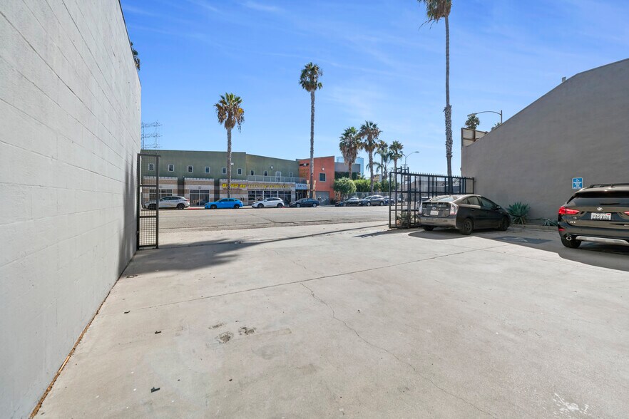 More Photos Of 5801 Washington Blvd, Culver City Office For Lease