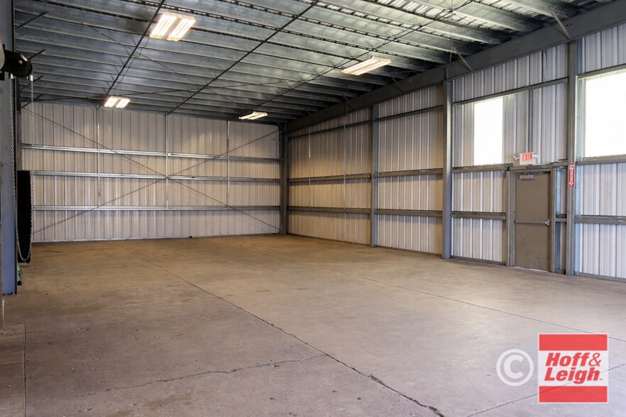 More Photos Of 400 Cherry Ave SE, Canton Manufacturing For Lease