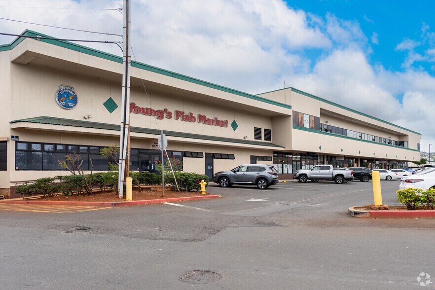 Primary Photo Of 1199 Dillingham Blvd, Honolulu Unknown For Lease