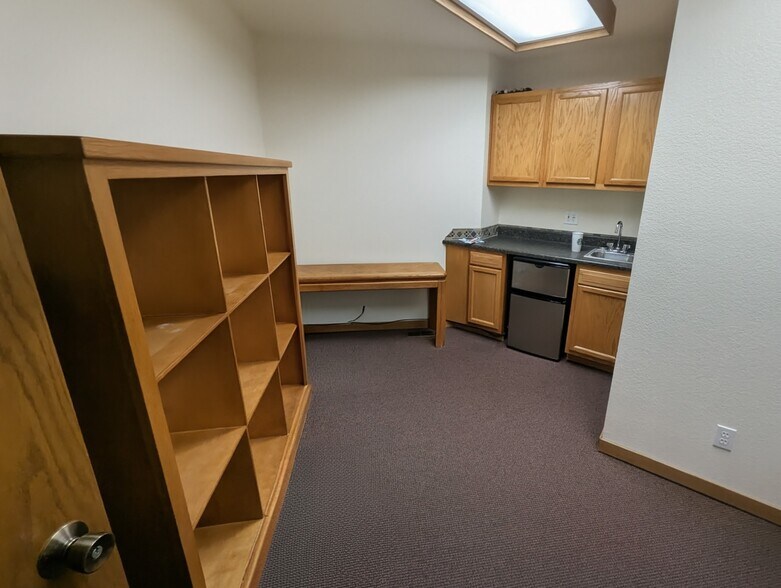 More Photos Of 3060 N Academy Blvd, Colorado Springs Office For Lease