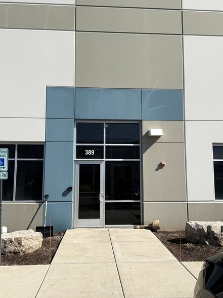 Primary Photo Of 365-399 Miles Pky, Bartlett Truck Terminal For Lease