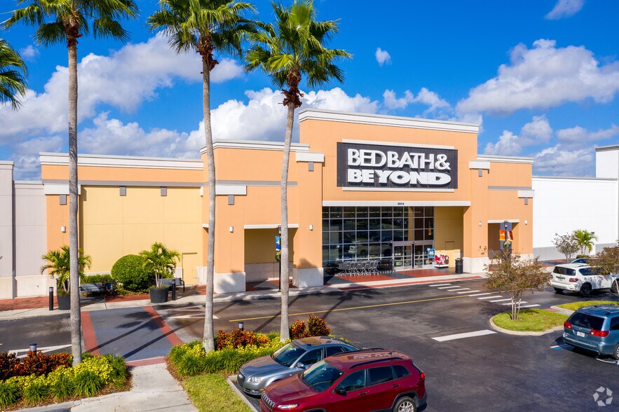 More Photos Of 3208 N John Young Pky, Kissimmee Unknown For Lease