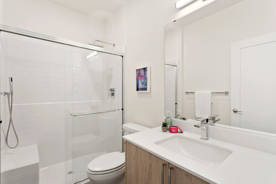 More Photos Of 117 Wells Ave S, Renton Apartments For Sale