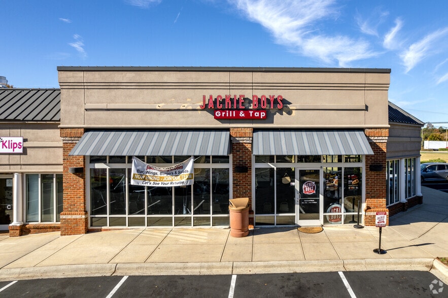 More Photos Of 2910-2918 Mount Holly Huntersville Rd, Charlotte Unknown For Lease