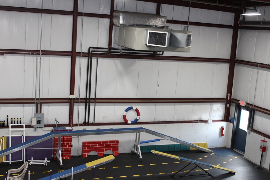 More Photos Of 17 Industrial Dr, South Hadley Warehouse For Sale