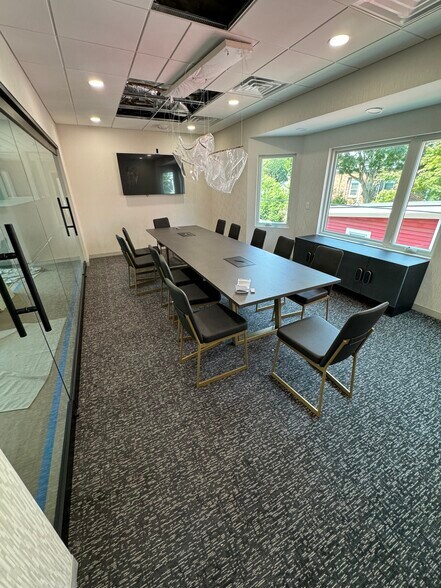 More Photos Of 268 Broad St, Red Bank Medical For Lease