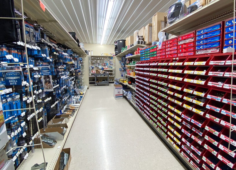 More Photos Of 25817 State Hwy 64, Pittsburg Supermarket For Sale