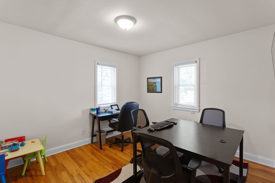 More Photos Of 2352 Jefferson Hwy, Waynesboro Office For Sale