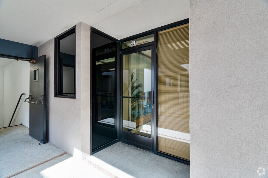 More Photos Of 3550 Q St, Bakersfield Medical For Sale