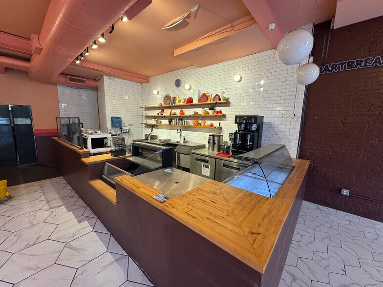 More Photos Of 313 Knickerbocker Ave, Brooklyn Apartments For Lease