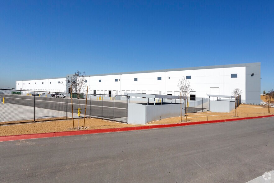 More Photos Of Otay Mesa Rd, San Diego Unknown For Lease