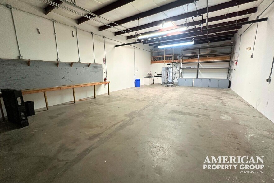 More Photos Of 188 Triple Diamond Blvd, Nokomis Warehouse For Sale