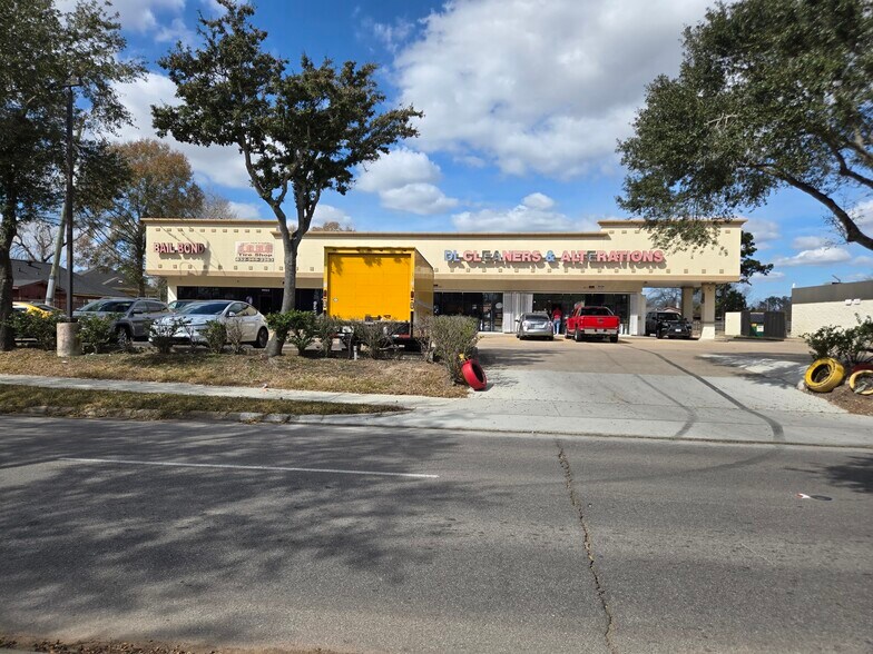 Primary Photo Of 6602 W Fuqua Dr, Missouri City General Retail For Sale