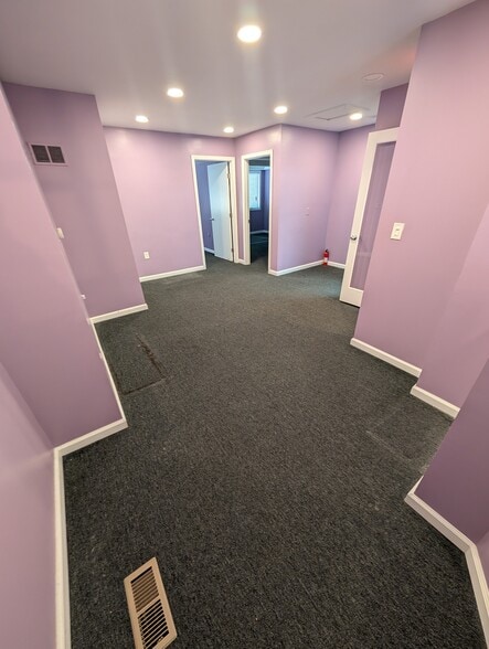 More Photos Of 7270-7278 Cradlerock Way, Columbia Medical For Sale