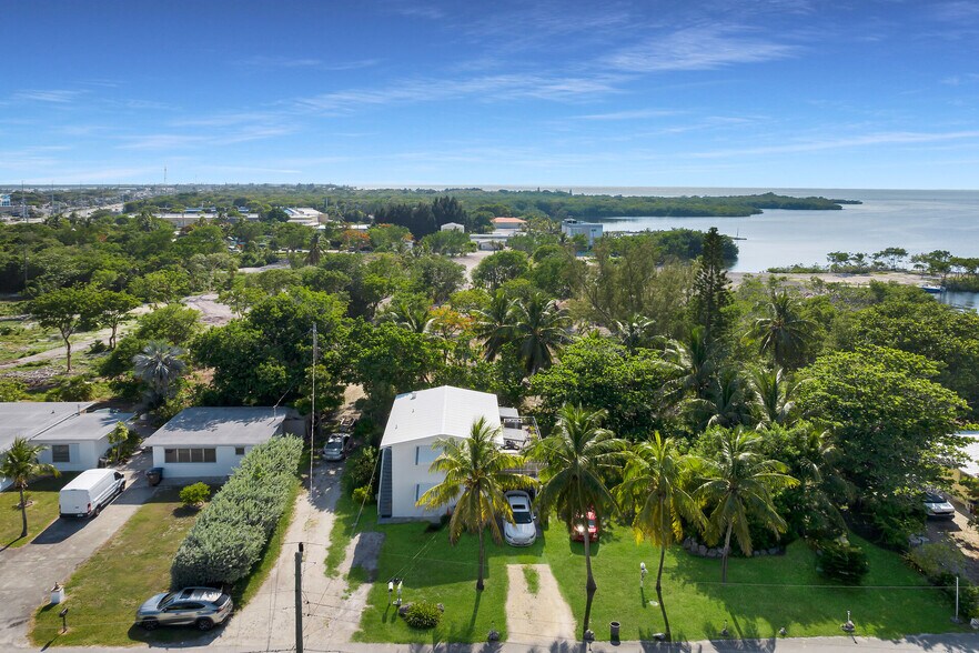 More Photos Of 329 63rd Court Gulf, Marathon Apartments For Sale