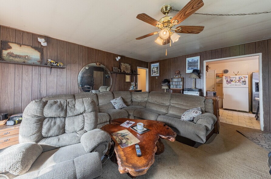 More Photos Of 10050 Reese Cir, Prunedale Warehouse For Sale