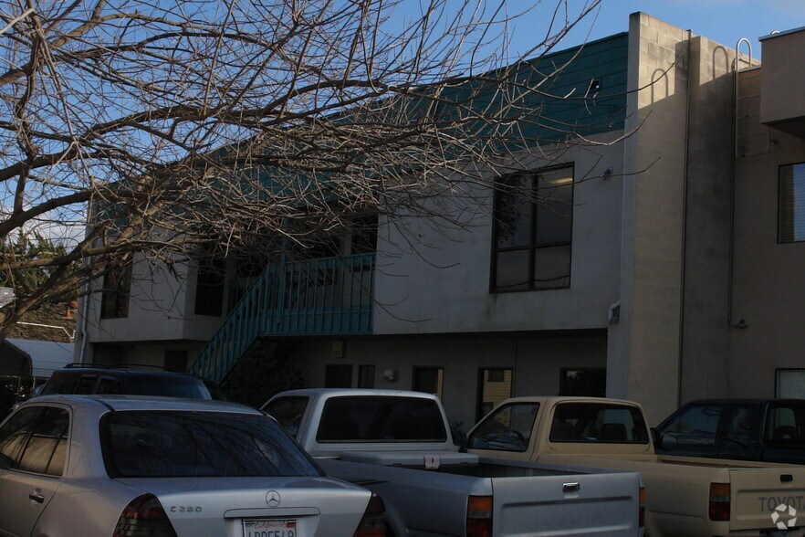 More Photos Of 1606 W Mineral King Ave, Visalia Office For Sale