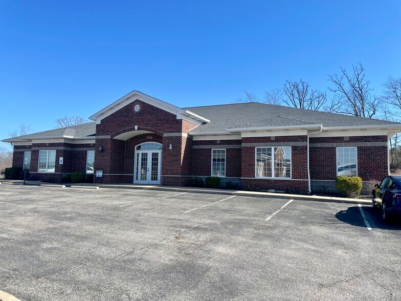 More Photos Of 6700 Keaton Corporate Pky, O'Fallon Office For Sale