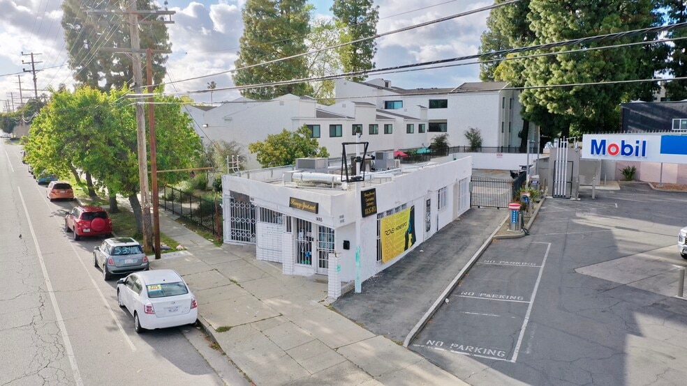 More Photos Of 14165-14167 Nordhoff St, Panorama City Storefront For Sale