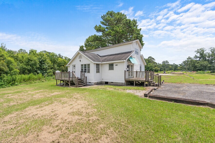 More Photos Of 5757 Ogeechee Rd, Savannah Flex For Lease