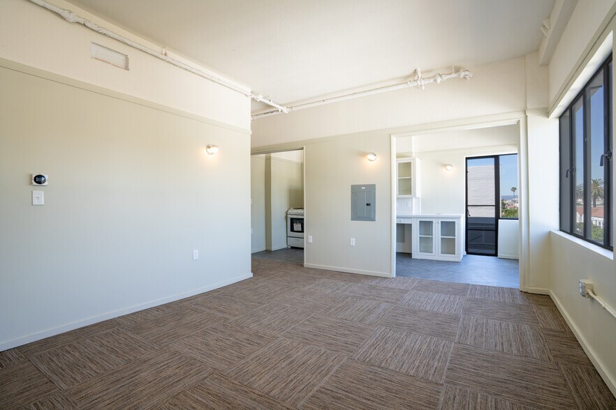 More Photos Of 5128 Marathon St, Los Angeles Apartments For Sale