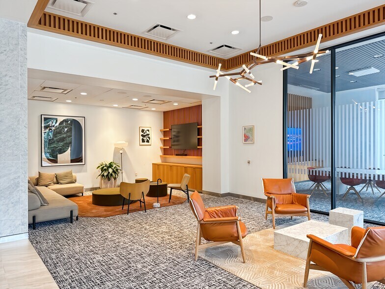 More Photos Of 1901 Harrison St, Oakland Coworking Space