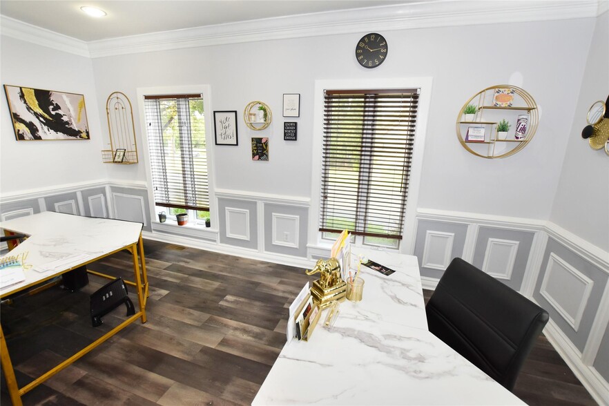 More Photos Of 3438 Lennon Rd, Flint Office For Sale