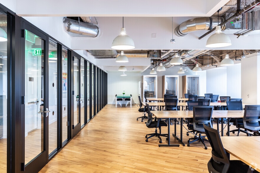 More Photos Of 201 Spear St, San Francisco Coworking Space