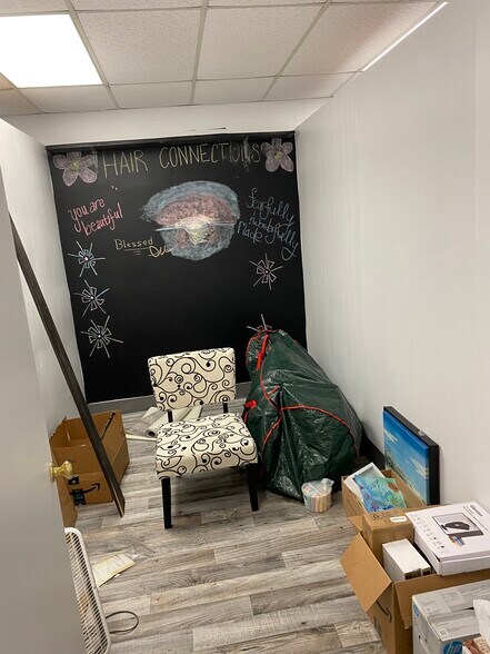 More Photos Of 1523 S Green River Rd, Evansville Office Residential For Lease