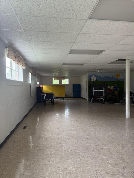 More Photos Of 15109 S Dillman St, Plainfield Religious Facility For Sale