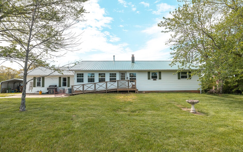 More Photos Of 5870 Old 66, Leasburg Winery Vineyard For Sale