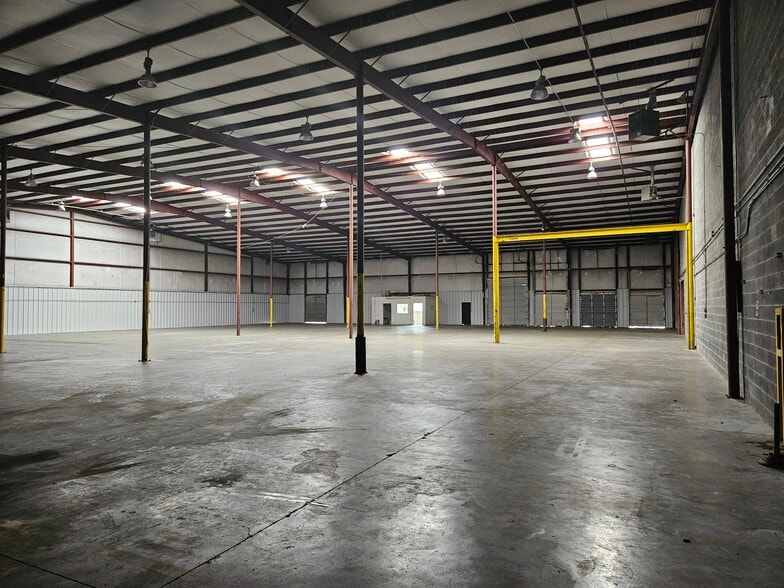 More Photos Of 1259 Armory Rd, Chester Warehouse For Lease