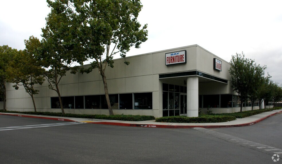 More Photos Of 1290 Tully Rd, San Jose Industrial For Lease
