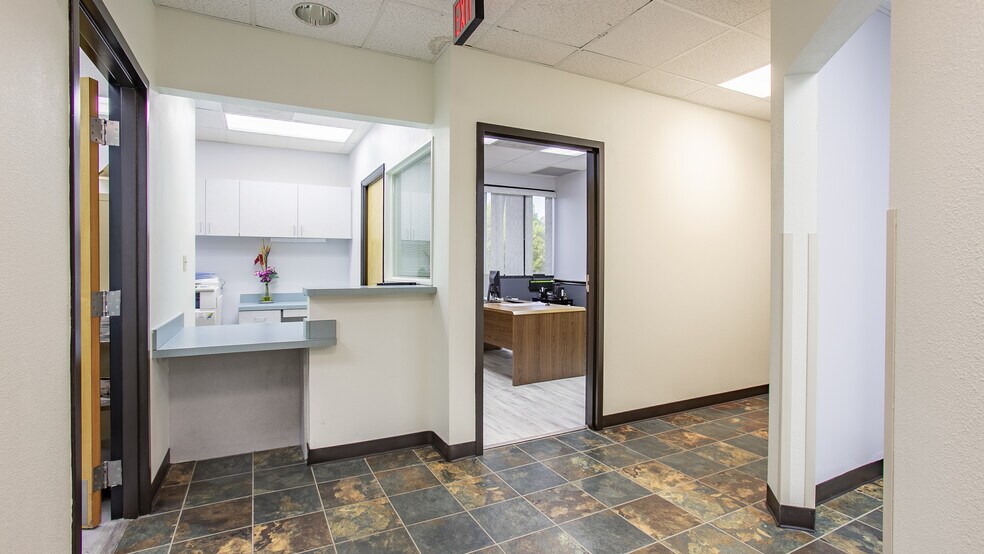 More Photos Of 7350 Sand Lake Commons Blvd, Orlando Medical For Lease