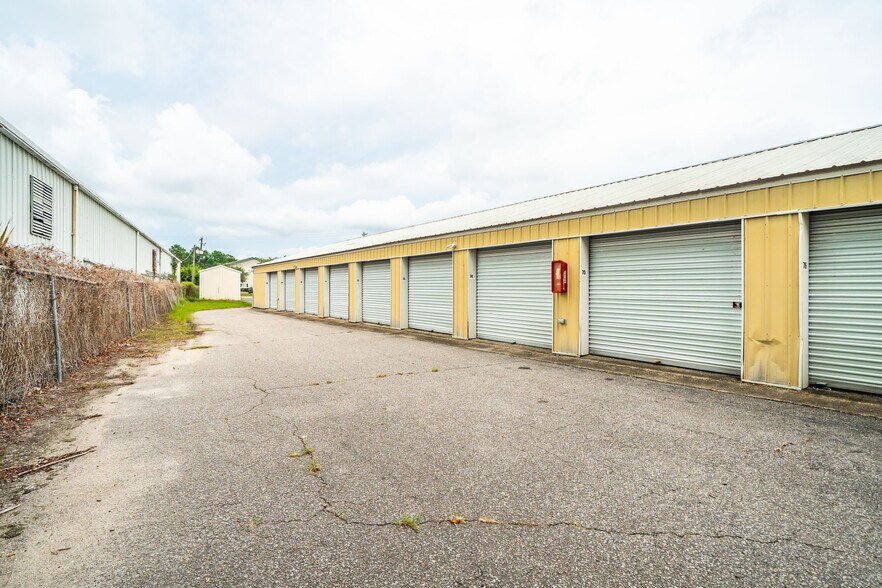 More Photos Of 1719 Signal Point Rd, Charleston Self Storage For Sale