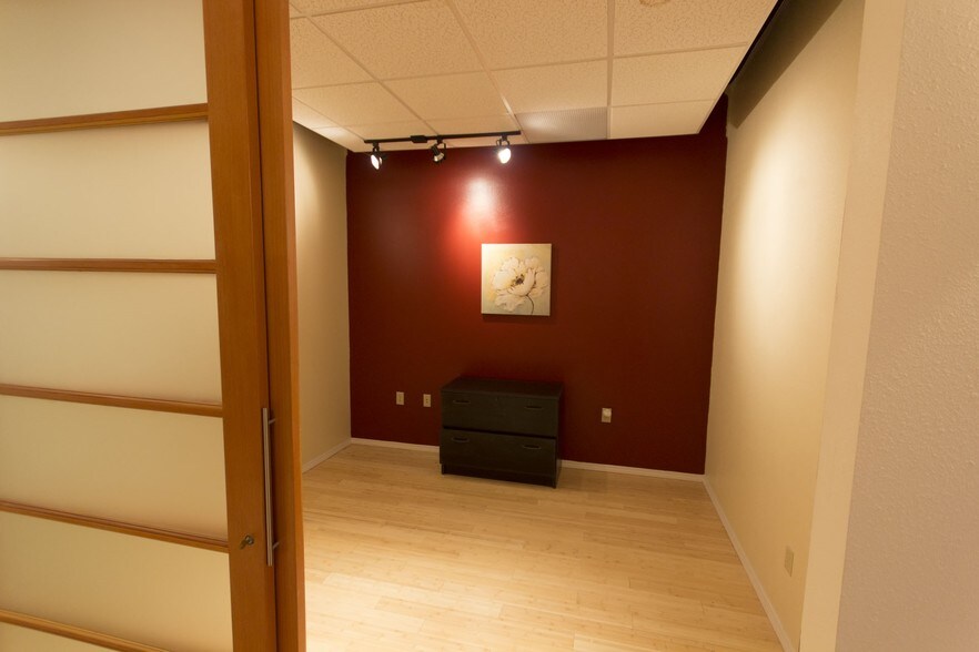 More Photos Of 314-336 Adams St SE, Albuquerque Office For Sale