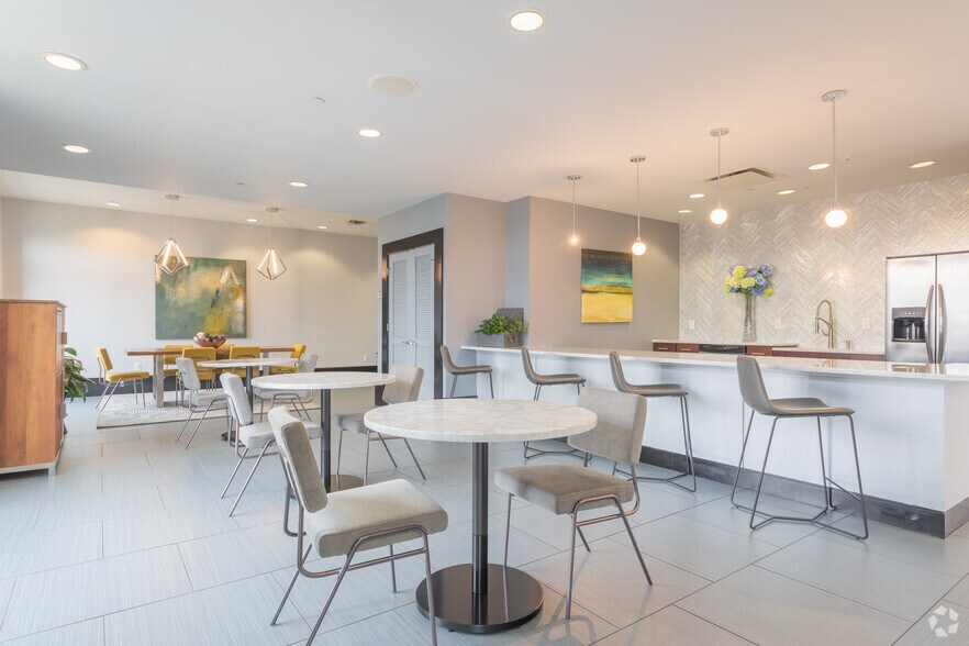 More Photos Of 670 Downey Green, Hampton Apartments For Sale