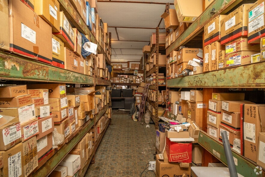 More Photos Of 16209 N Valley Pike, New Market Auto Salvage Facility For Sale