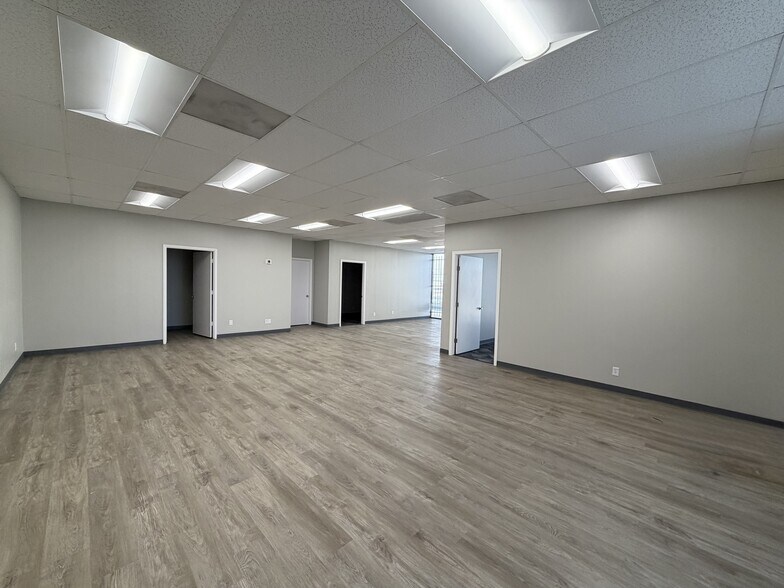 More Photos Of 18207 Chisholm Trl, Houston Unknown For Lease