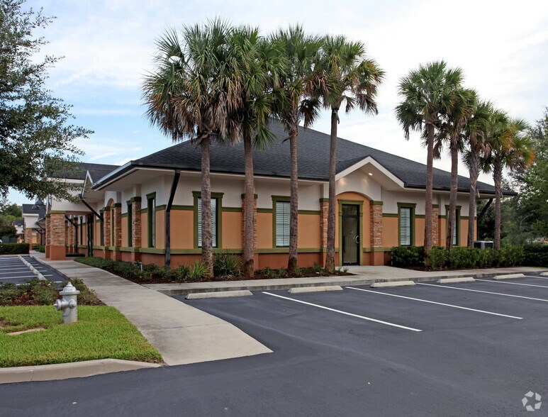 More Photos Of 1350 City View Ctr, Oviedo Medical For Lease