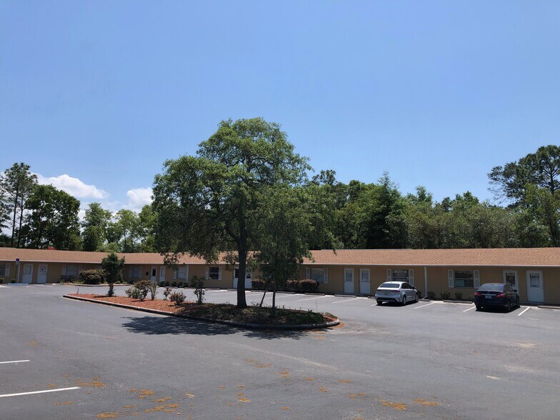 More Photos Of 4100-4140 Lamson Ave, Spring Hill Medical For Lease